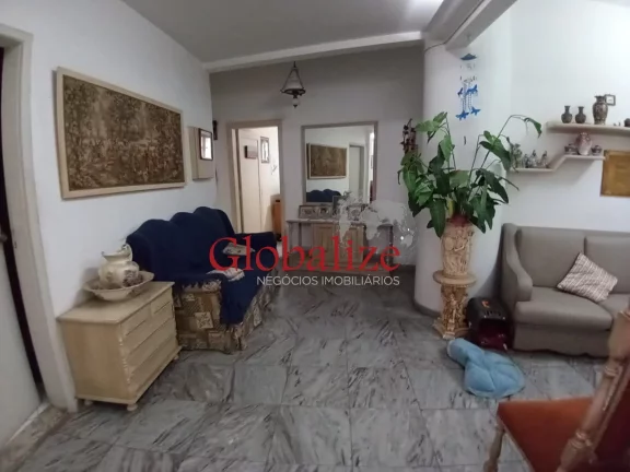 Imagem Apartamento à venda com 176m², 3 quartos, 1 suíte, 2 vagas no Gonzaga em Santos por R$799.000,00
