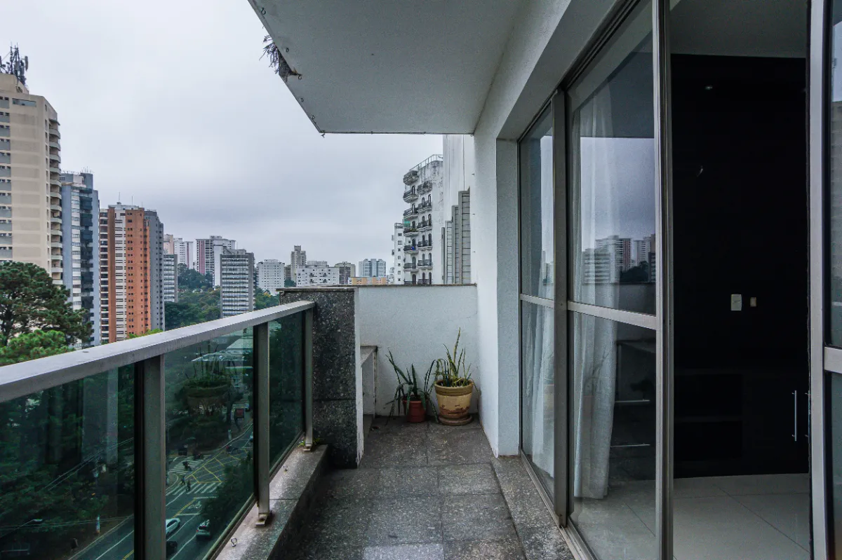 Imagem Apartamento para venda em Vila Andrade com 3 quartos, sendo 1 suíte, 123m2