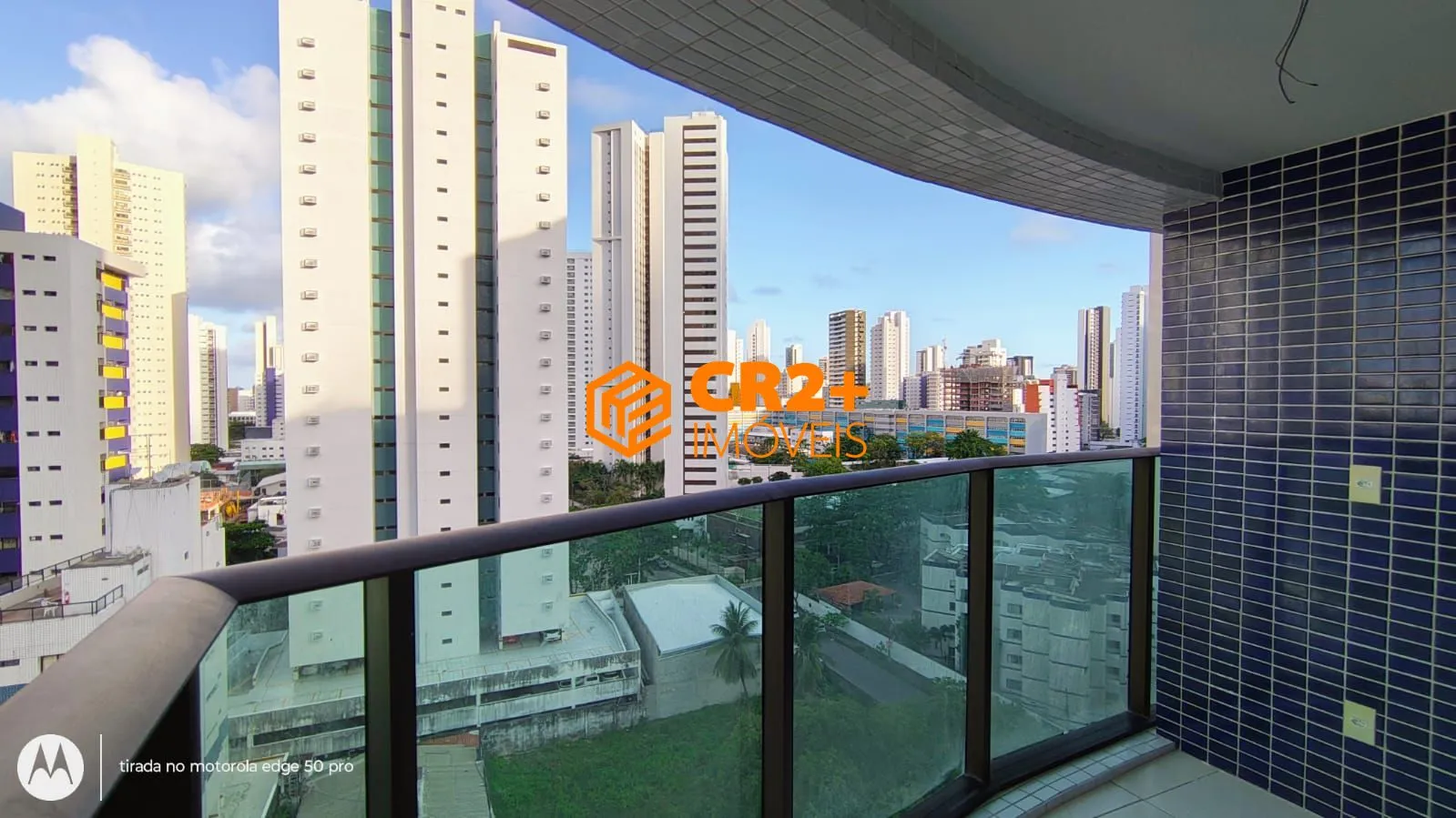 Imagem Alugo apartamento com 136 metros, com 4 quartos, 03 suítes, 02 vagas de garagem