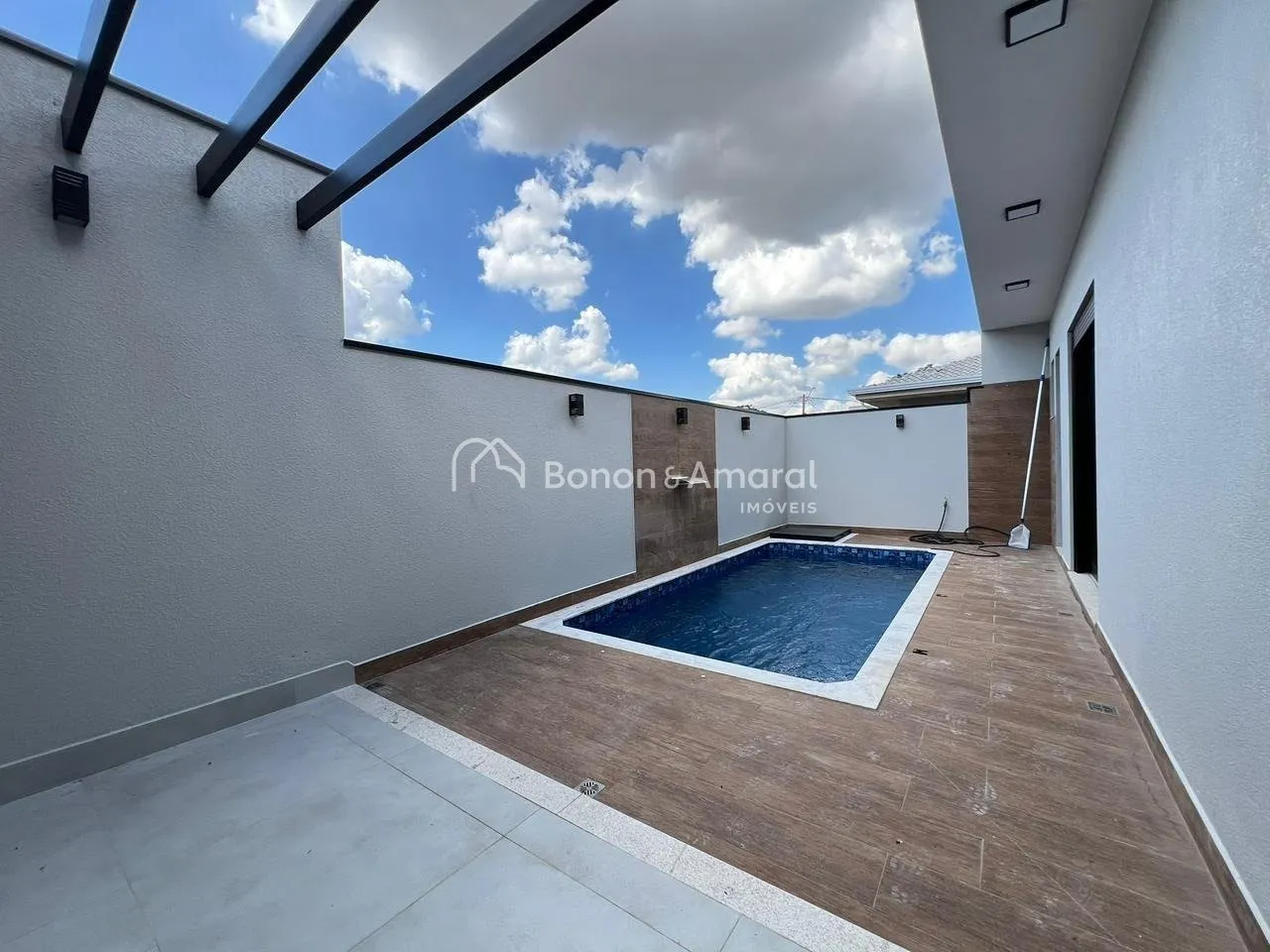 Imagem Casa à venda no Condomínio Campos do Conde II - Paulínia