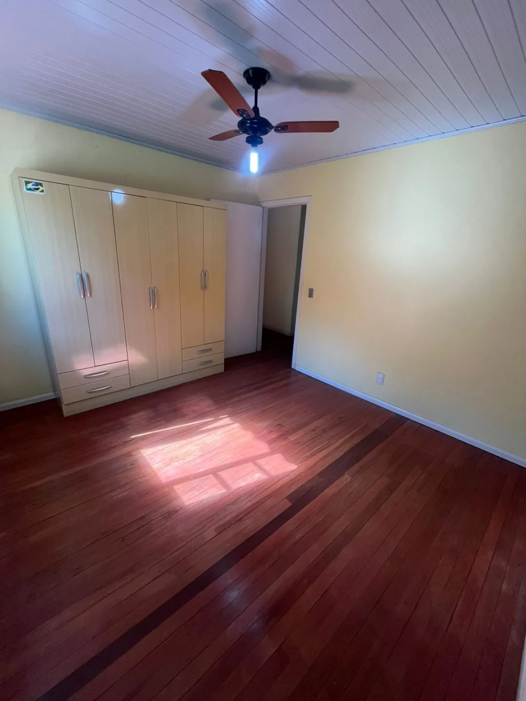 Imagem CASA À VENDA EM VIAMÃO - BAIRRO VIAMÓPOLIS! Excelente oportunidade para quem busca espaço, conforto e uma localização privilegiada!
