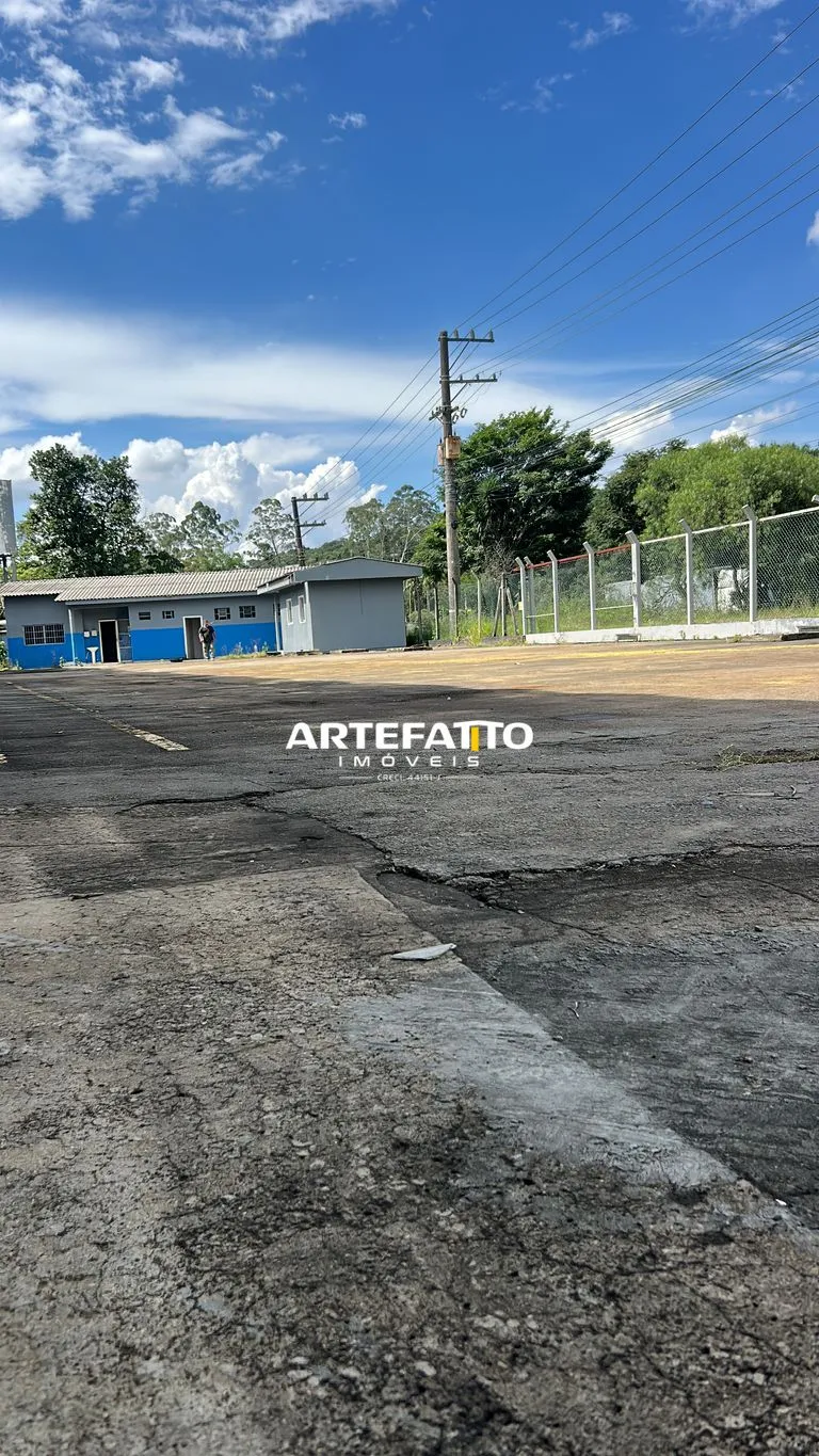 Imagem GALPÃO INDUSTRIAL/COMERCIAL PARA LOCAÇÃO/FRENTE PARA A Rodovia Régis Bittencourt