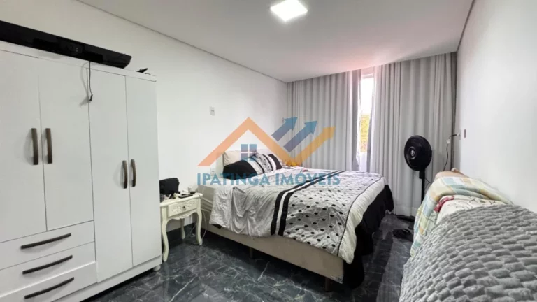 Imagem Casa triplex à venda no bairro Cidade Nova