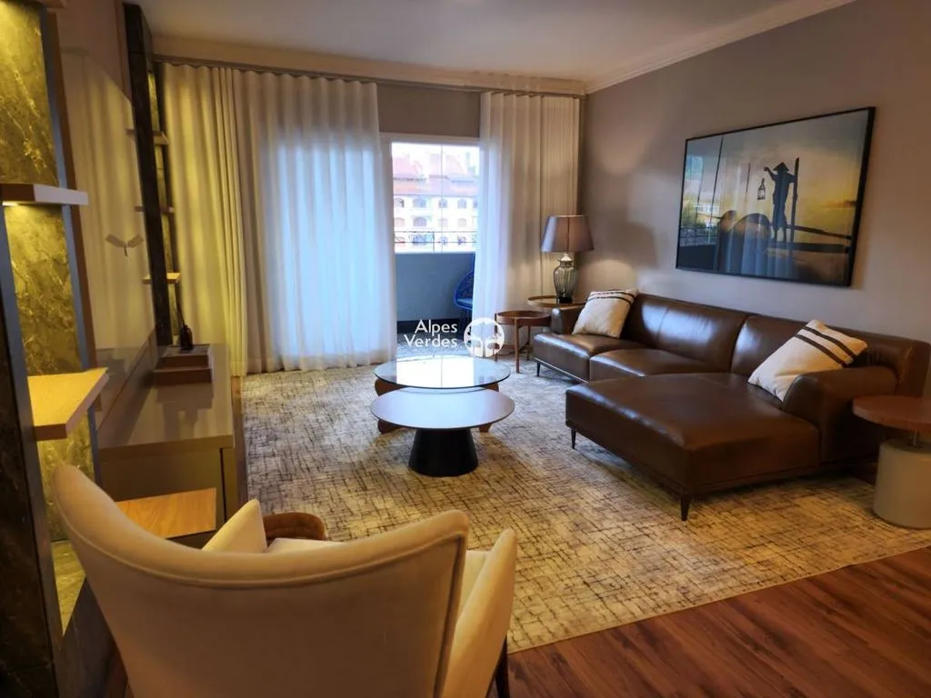 Foto do imóvel Vende-se apartamento no centro de Gramado-RS, com 3 quartos