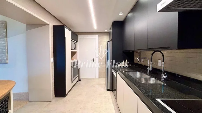 Imagem Apartamento disponível para venda no Condomínio Nova York Penthouses, com 210m², 4 dormitórios e 3 vagas