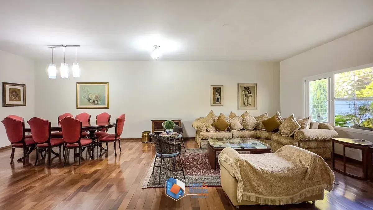 Foto do imóvel Casa para venda em Vila Madalena com 3 quartos, sendo 2 suítes, 257m² em Rua Dona Elisa de Moraes Mendes