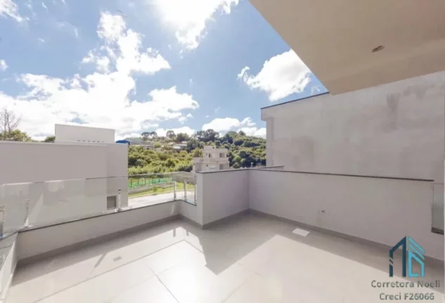 Imagem Casa em condomínio clube, 03 quartos c/suíte, terraço, no Santa Cândida em Curitiba PR