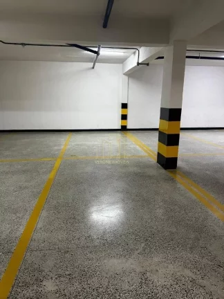 Imagem Cobertura de Luxo em Condomínio em Jaguaribe, Salvador - BA: 3 Quartos, 1 Suíte, 3 Salas, Varanda Gourmet e Mais!