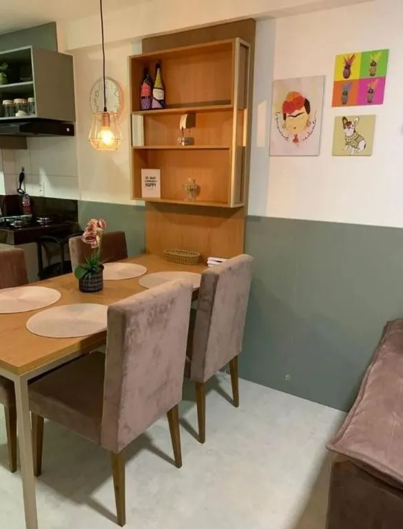 Imagem Apartamento mobiliado em Cabo Branco, 2 quartos sendo 1 suíte, lazer completo, piscina com vista e localização estratégica em João Pessoa.