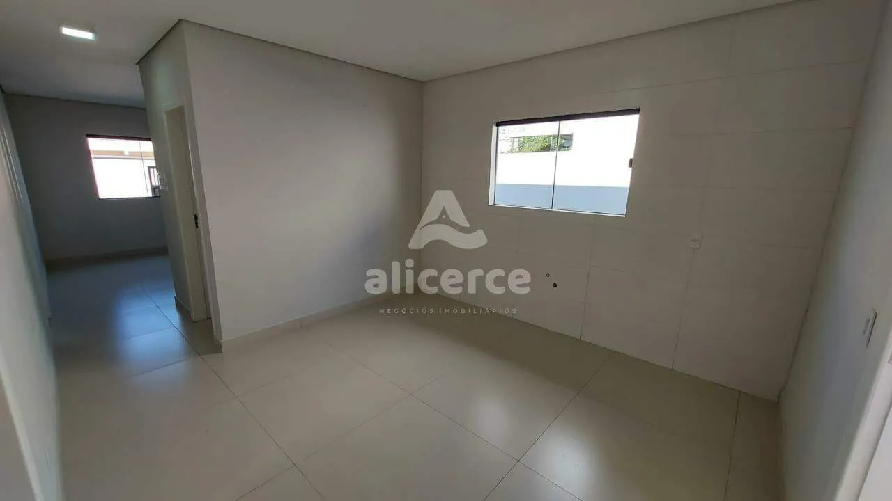 Imagem CASA 3 QUARTOS COM SUÍTE, PISCINA E EDÍCULA - SERRARIA - SÃO JOSÉ/SC