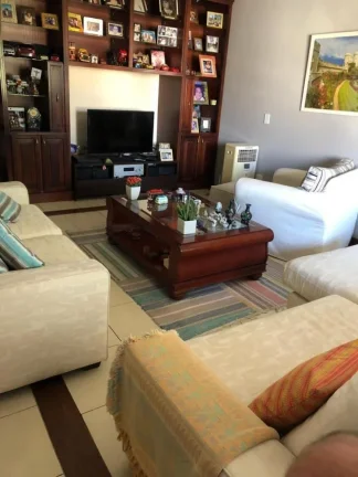 Imagem Casa em Alphaville - 257m²