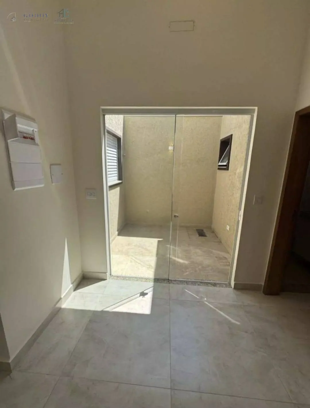 Imagem Casa Nova com Fino Acabamento e Área Gourmet condomínio Bosque da Imperatri