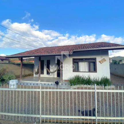 Imagem Casa Corupá | XV de Novembro | 3 quartos | 136m²