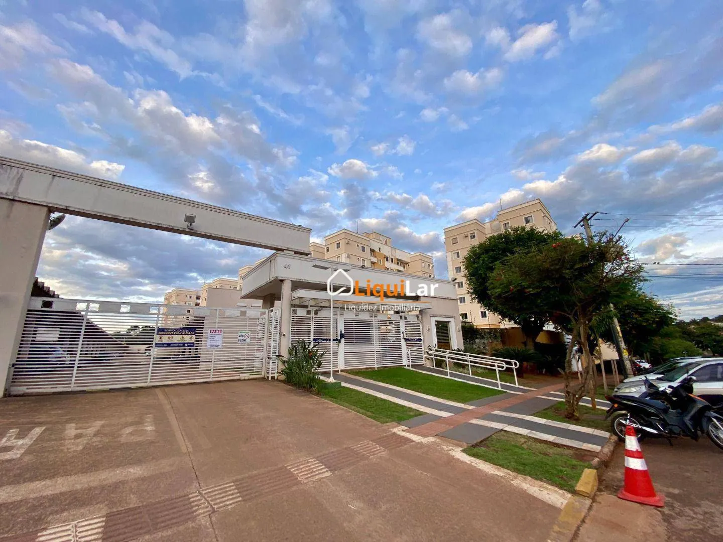 Imagem Apartamento à Venda no Piazza do Bosque com Suíte, Sacada, Cozinha Planejada e Lazer Completo