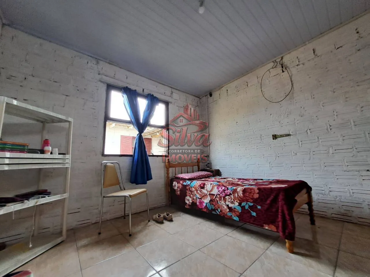 Imagem Terreno com 3 casas em Mariluz