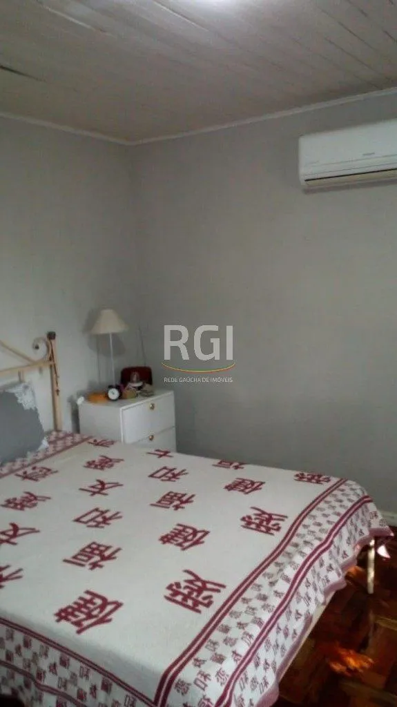 Imagem Casa para Venda - 65m², 3 dormitórios, 3 vagas - São José