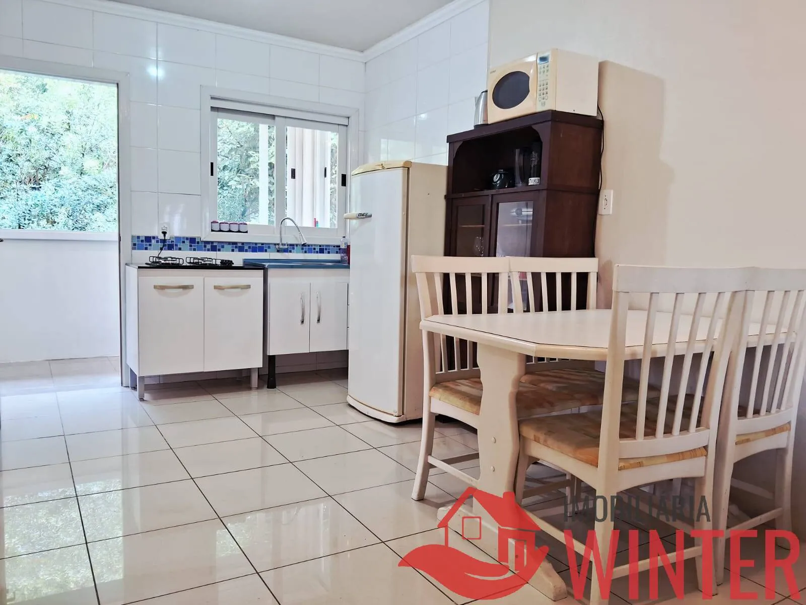 Imagem Casa com 2 quartos, reformada e mobiliada, 200 metros do IFRS.