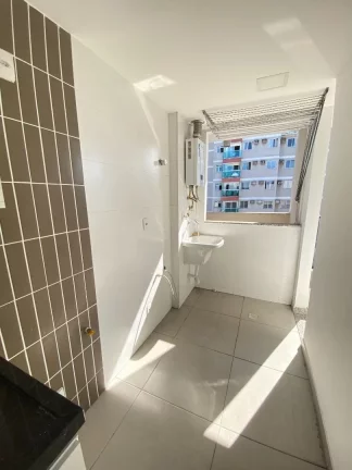 Imagem Apartamento com 3 dormitórios à venda, 75 m² por R$ 799.900,00 - Praia de Itaparica - Vila Velha/ES