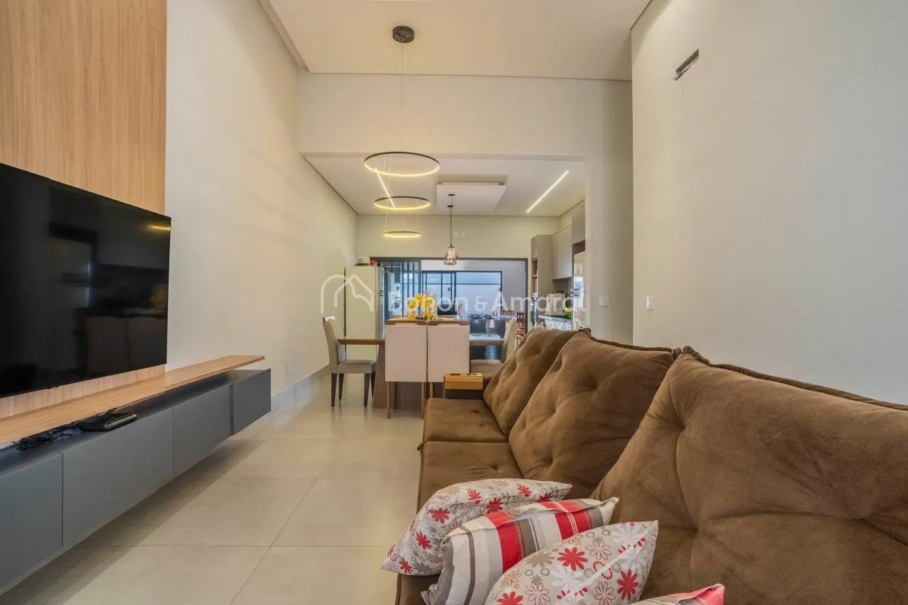 Imagem Casa à venda em condomínio, em Paulínia, 3 suites, closet, lavabo, escritório, 4 vagas, aquecimento solar, piscina com cascata,fino acabamento.