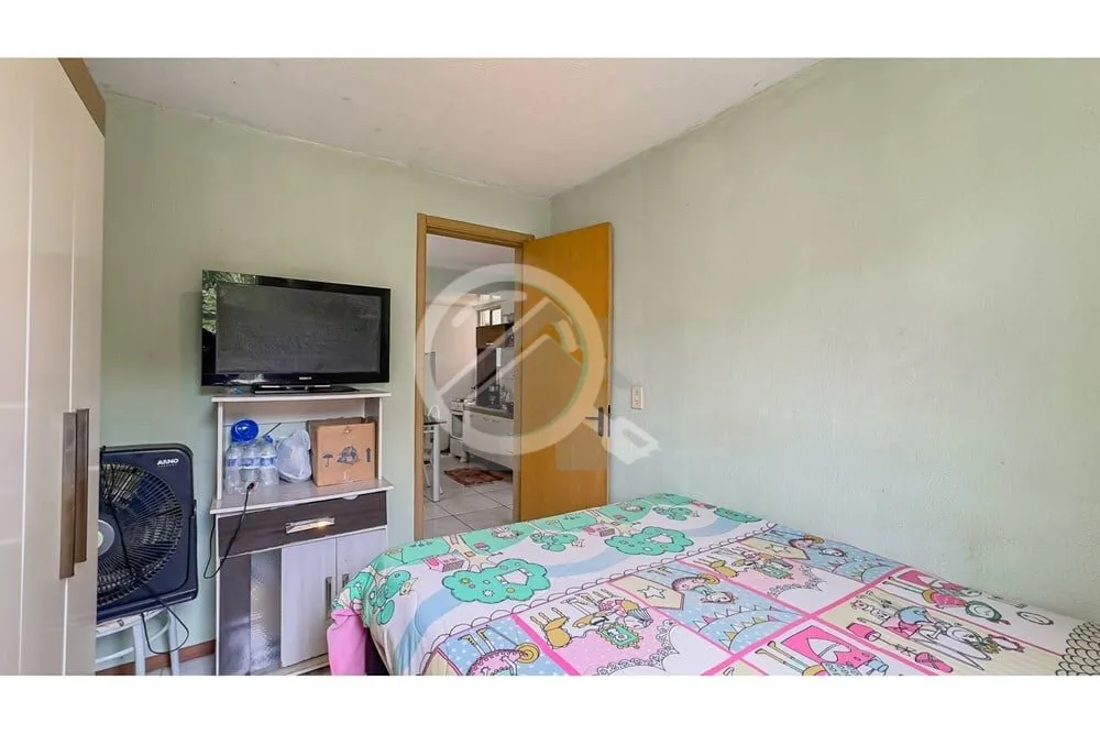 Imagem Descubra o seu novo lar no bairro Partenon. Este apartamento residencial à venda apresenta uma opor...
