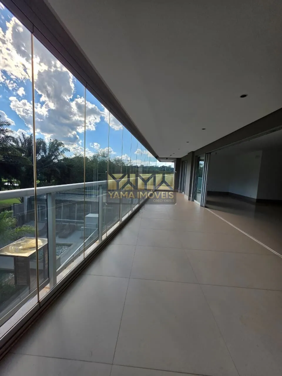 Imagem Exklusiv Golf - Exklusiv Golf - Um Ícone de Sofisticação na Vila do Golfe