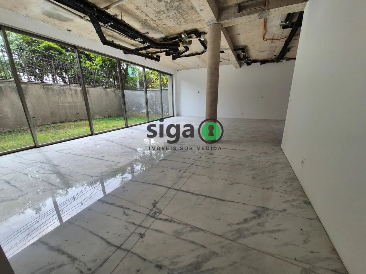 Imagem Casa em Condomínio a venda na Cidade Jardim com 4 quartos