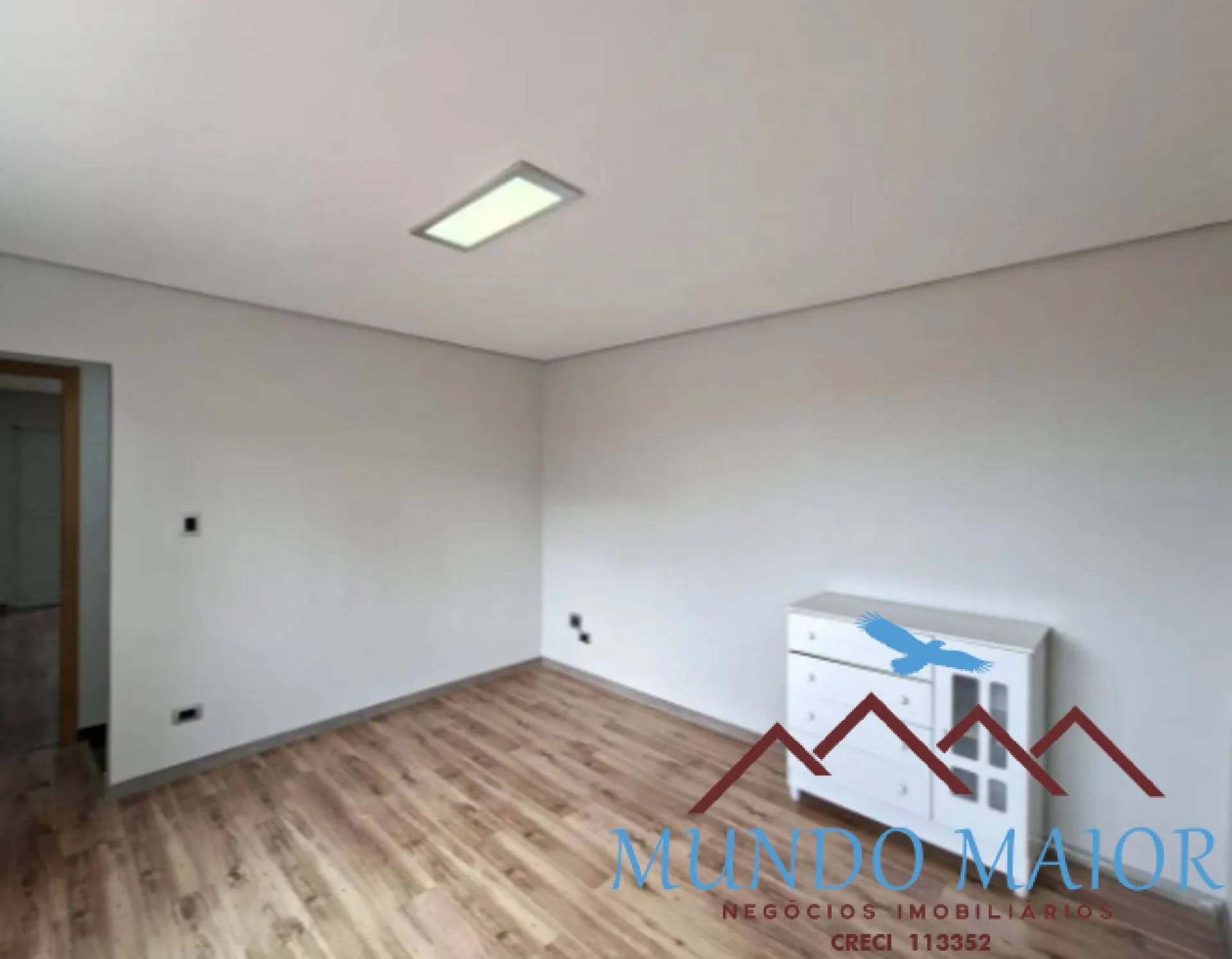 Imagem Sobrado 214 m² - Jardim Caminho do Mar - 3 Quartos, 2 Suítes, Churrasqueira