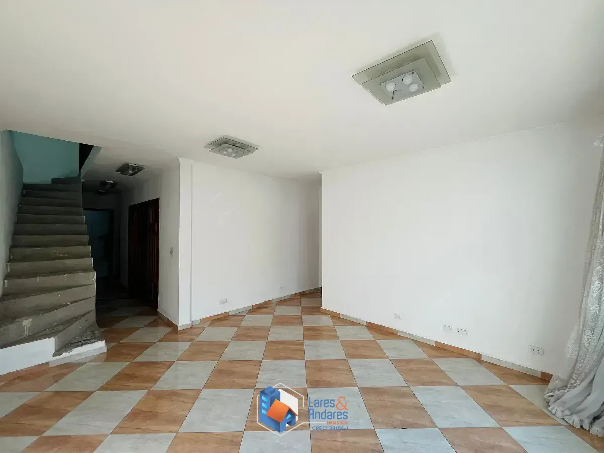 Imagem Sobrado para venda em Vila Moraes com 2 quartos, sendo 2 suítes, 300m²