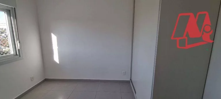 Imagem Apartamento com 3 dormitórios para alugar, 72 m² por R$ 3.584,00/mês - Glória - Porto Alegre/RS