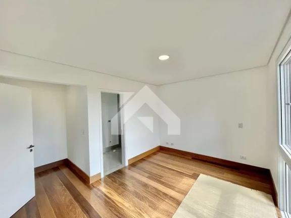 Imagem Casa de Condomínio em Jardim do Golf I - Jandira