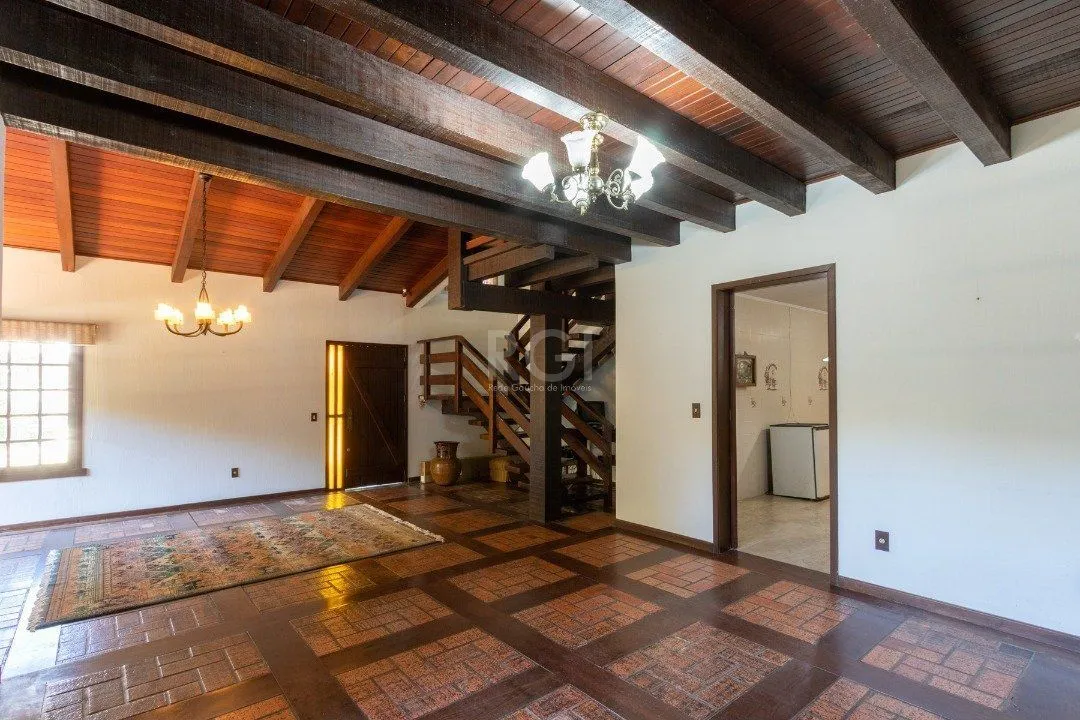Imagem Casa para Venda - 357.28m², 4 dormitórios, sendo 1 suites, 4 vagas - Jardim Isabel