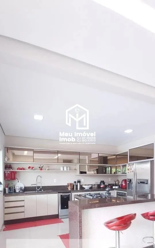 Imagem Casa 5 Quartos 4 Suítes 5 Vagas 380m² Vicente Pires/DF