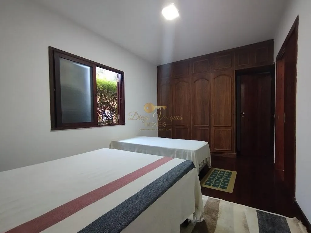Imagem Casa em Condomínio para Venda em Teresópolis / RJ no bairro Granja Guarani