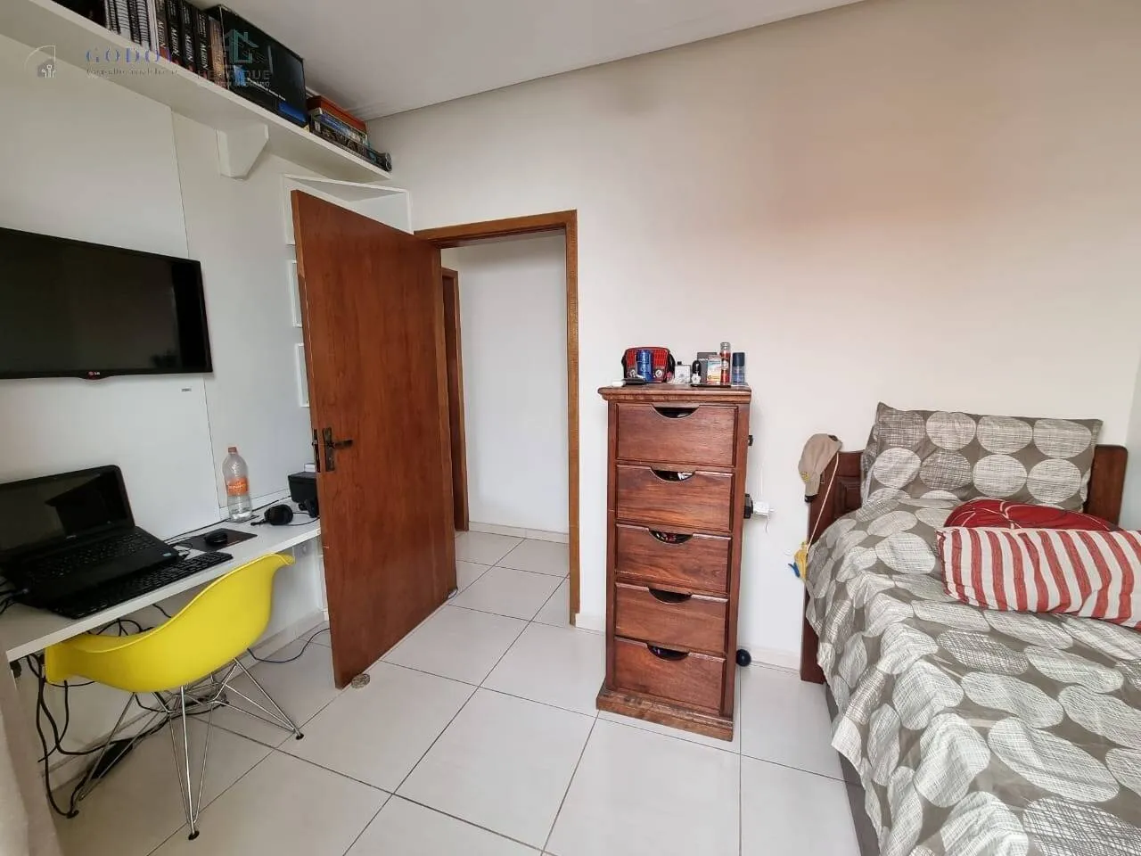 Imagem Sobrado Amplo e Completo - Conforto e Sofisticação - Residencial Campo Belo