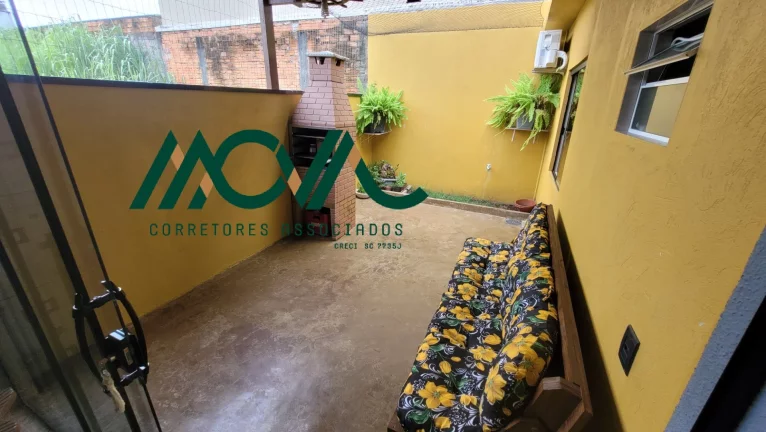 Imagem Casa no balneário Cambiju em Itapoá SC