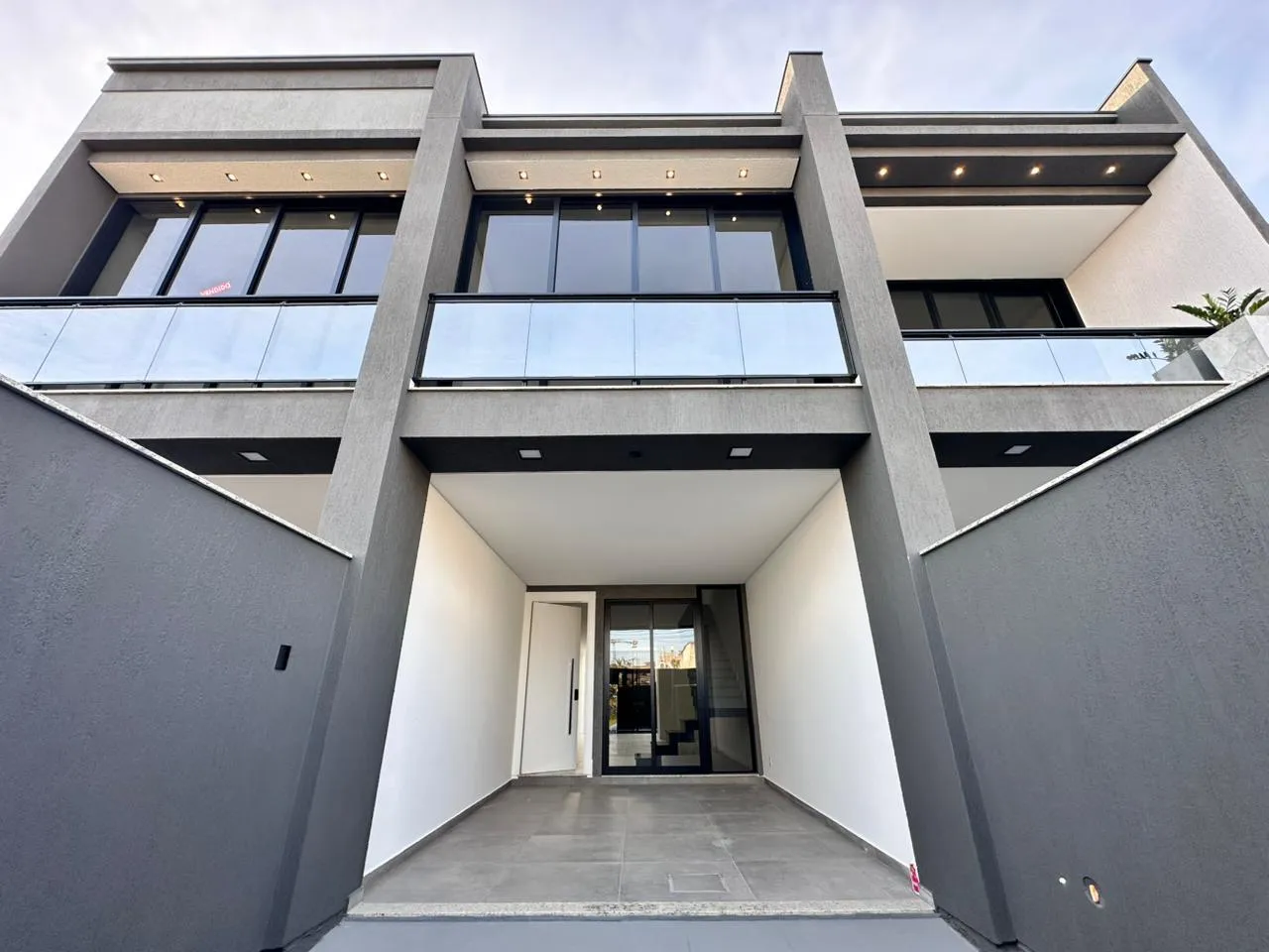 Foto do imóvel Casa à venda com 105m2 por R$ 1.000.000,00