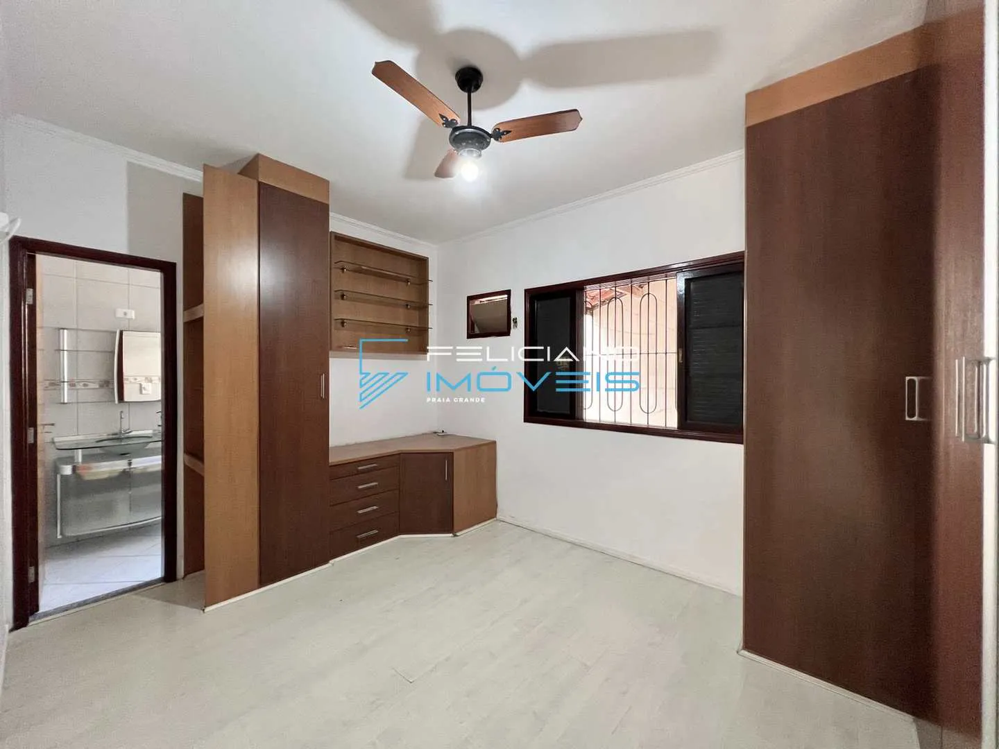 Imagem Casa com 2 quartos, Canto do Forte, Praia Grande - R$ 750 mil, Cod: 5105