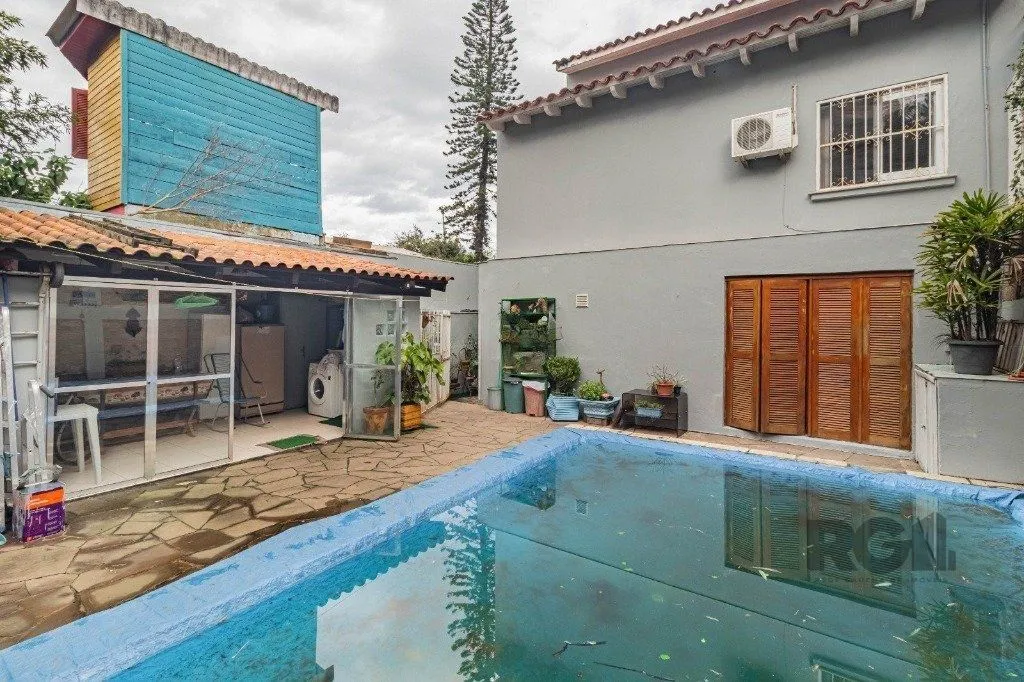 Imagem Casa de 3 dormitórios, no bairro Espírito Santo