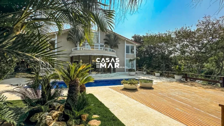 Imagem Casa vista mar à venda com porteira fechada, 6 suítes, lazer incrível, Búzios