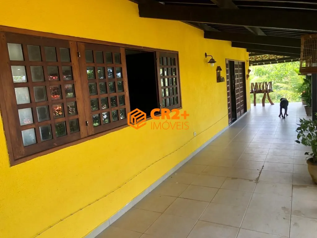Imagem Vendo casa 03 quartos, 03 suítes, 315 m2, 04 vagas de garagem em Moreno- 1.385m²