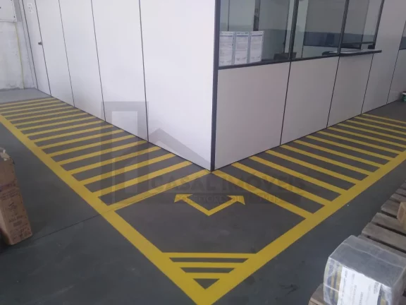 Imagem CASAL IMÓVEIS VENDE TRANSPORTADORA POSTO PRIVATIVO E USINA FOTOVOLTAICA