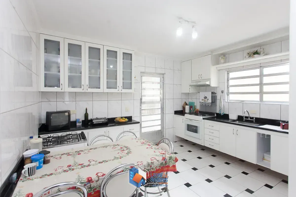 Imagem Sobrado para venda em Vila Palmeiras com 3 quartos, 137m²