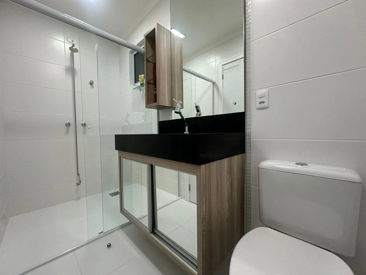 Imagem Apartamento à venda com 197.7m2 por R$ 2.850.000,00