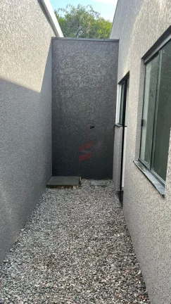 Imagem CASA com 3 dormitórios à venda por R$ 450.000,00 no bairro Sítio Cercado - CURITIBA / PR