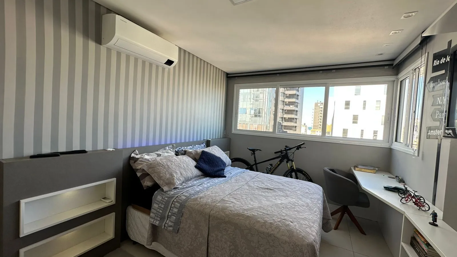 Imagem APARTAMENTO 3 DORMITÓRIOS MOBILIADO NO CENTRO DE TORRES RS