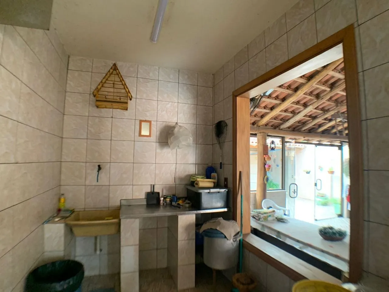 Imagem Casa para Venda - 318m², 3 dormitórios, Piscina, Bairro Guarujá