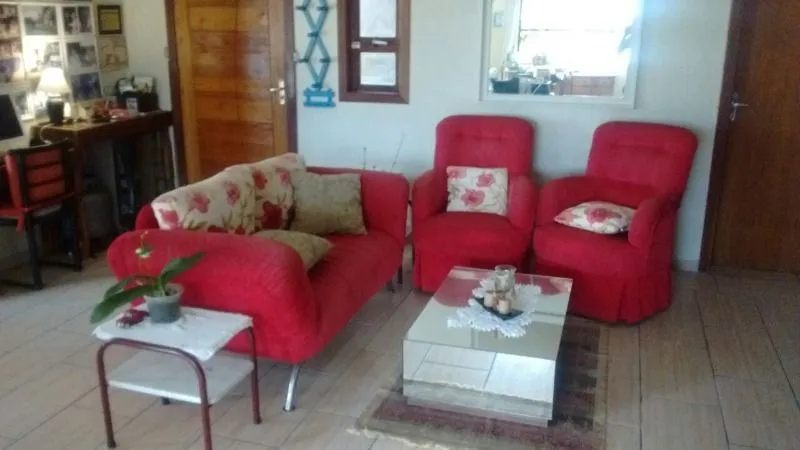 Imagem Casa para Venda - 200m², 3 dormitórios, 2 vagas - Centro