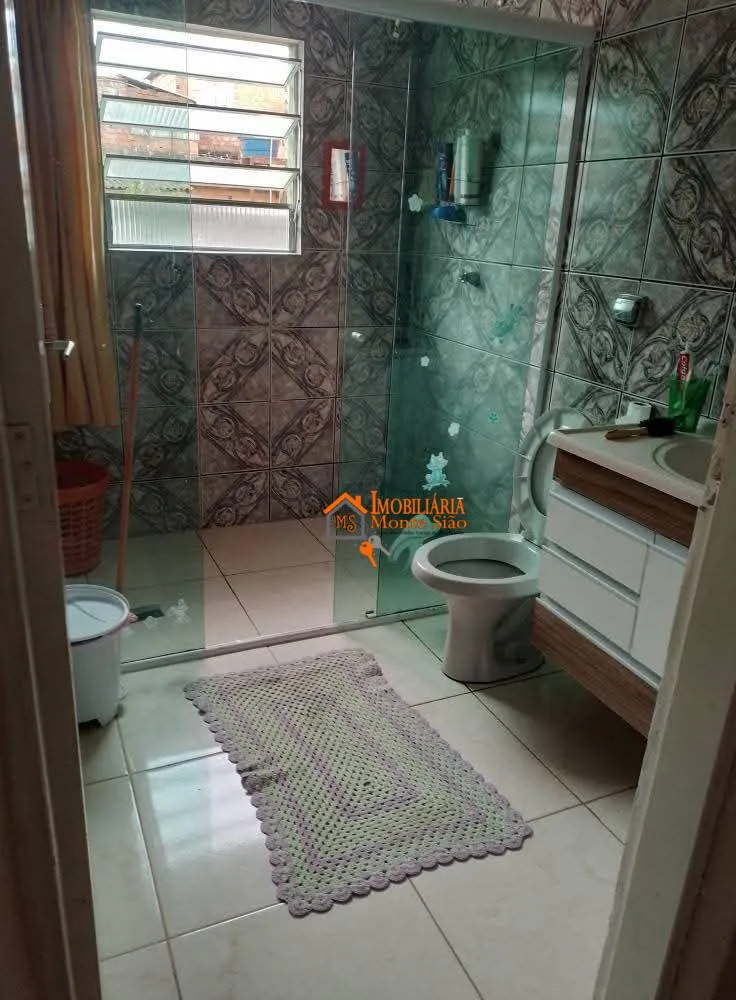 Imagem Sobrado com 3 dormitórios à venda, 210 m² por R$ 270.000 - Morros - Guarulhos/SP