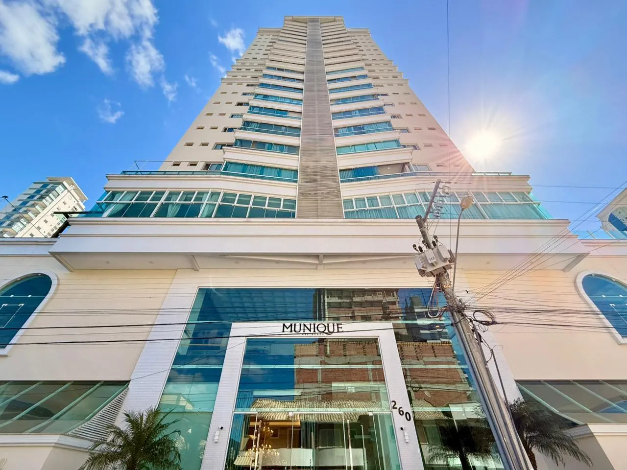 Foto do imóvel Apartamento à venda com 135m2 por R$ 2.650.000,00