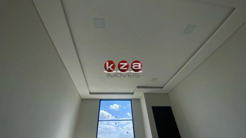 Imagem Casa de alto padrão em condomínio à venda em Valinhos-SP, Residencial Vivenda das Pitangueiras: 3 quartos, 3 suítes, 2 salas, 5 banheiros, 2 vagas, 179m².